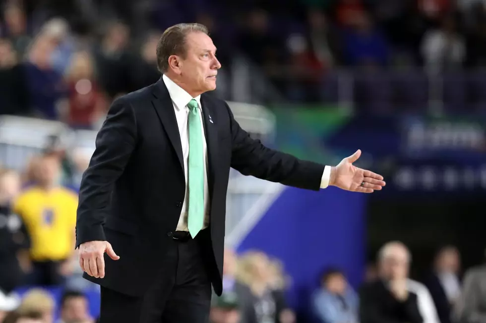 MSU Coach Tom Izzo Meets Superfan from Japan - The Good News