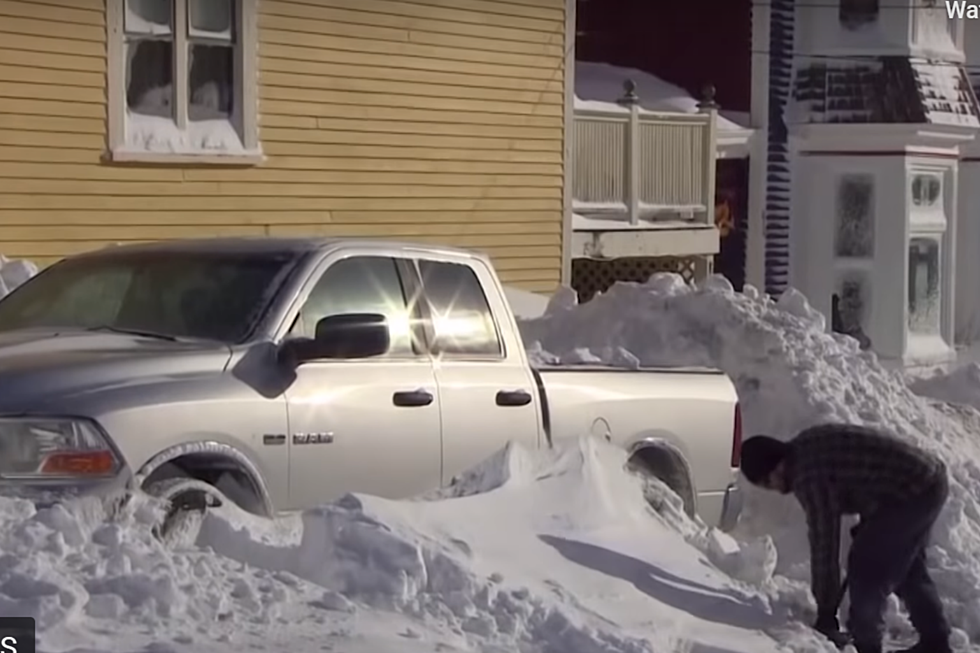 Pictures From Canada&#8217;s Unprecedented Blizzard Will Snow Your Mind [VIDEO]