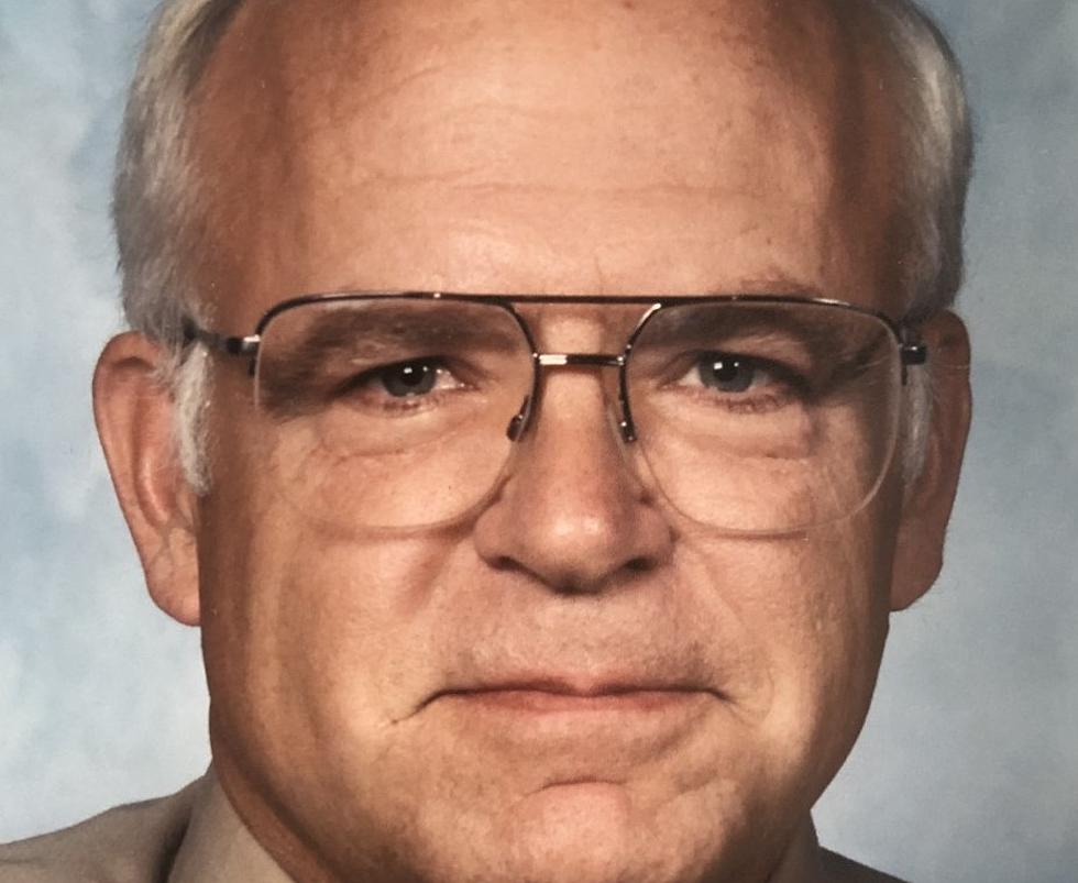 Former Flint, Grand Blanc HS Teacher Dies from COVID-19