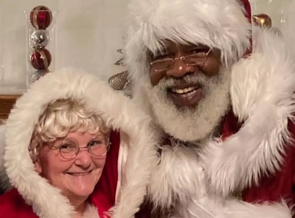 Michigan Couple Doing Mobile Santa Visits for Christmas This Year