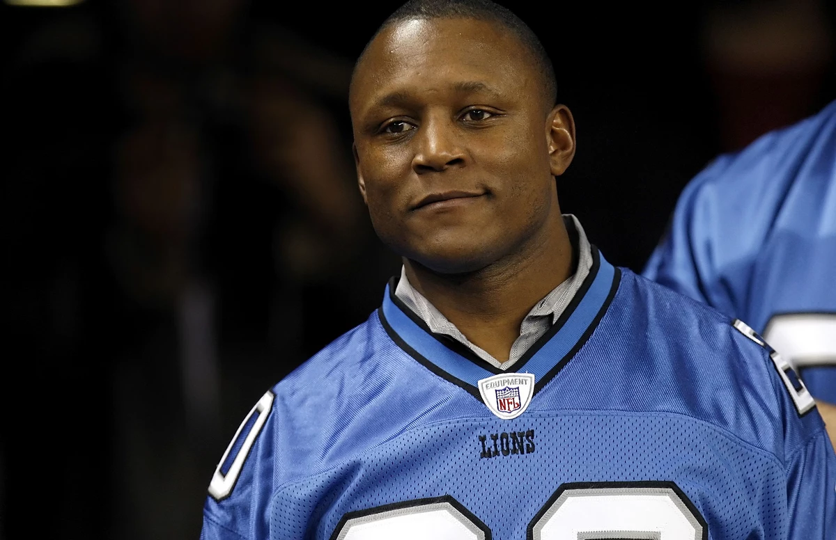 Barry Sanders Talks The Lions, Gambling, and Future Coaching Plans