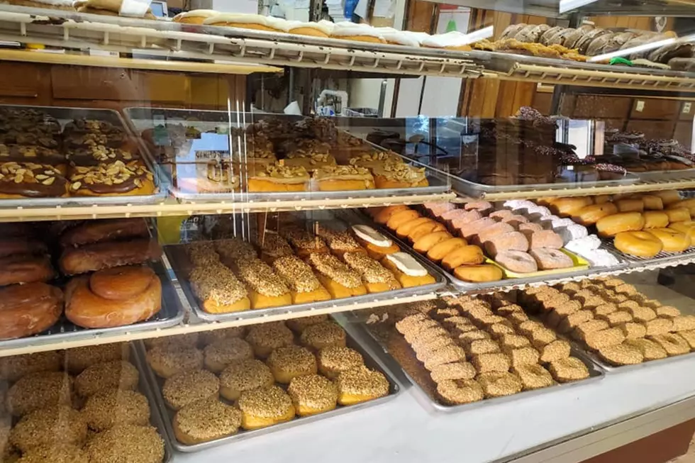 Flint Favorite, Donna&#8217;s Donuts Is Back Open After Construction