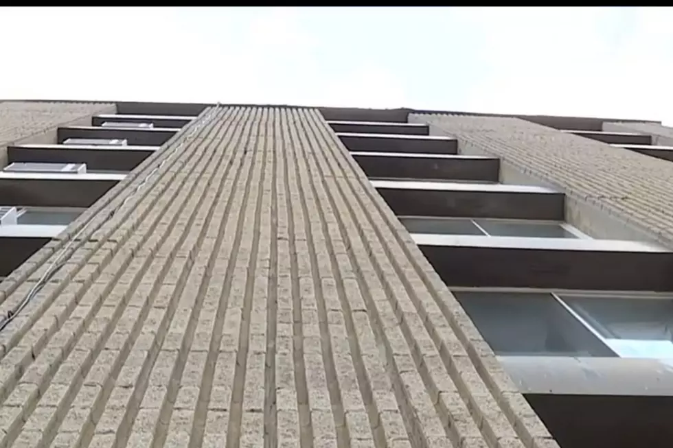 Toddler Falls From 7th Floor Apartment Window in Detroit [VIDEO]