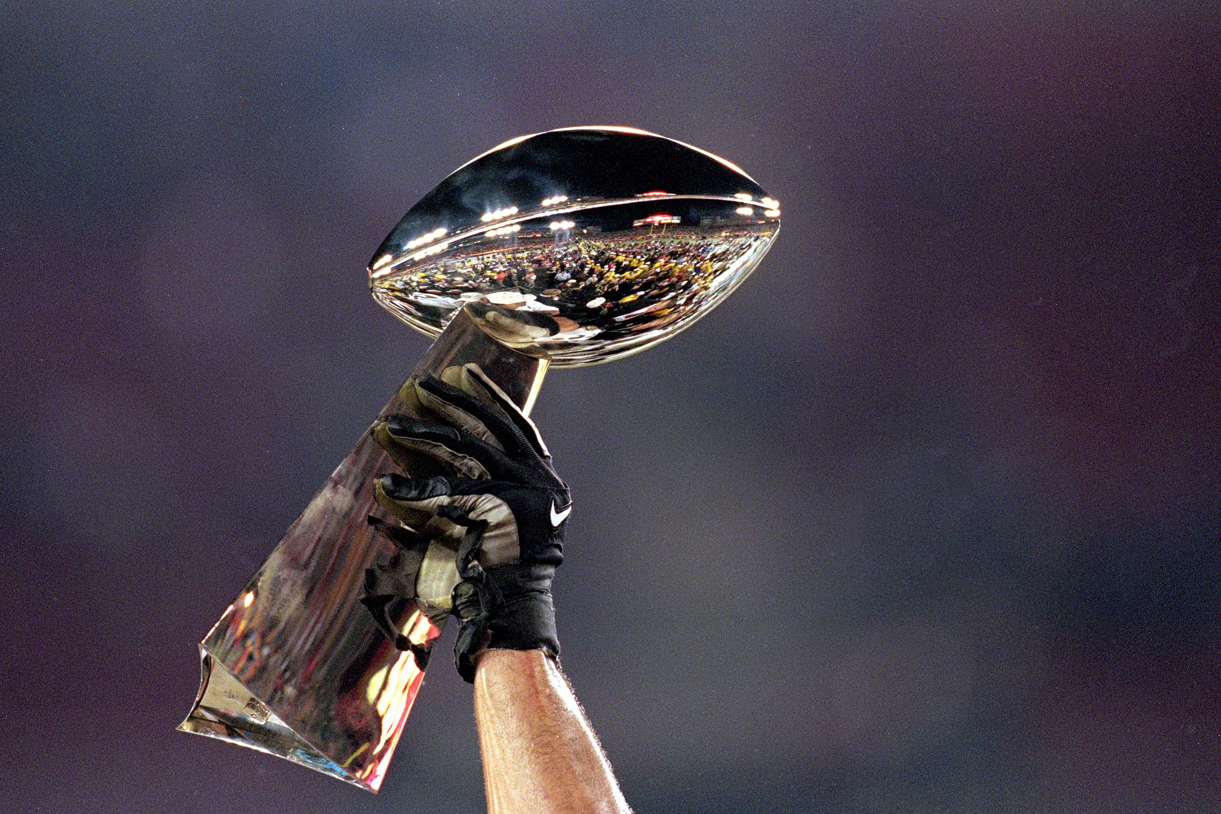 Jan. 24, 1982: 49ers Win Their First Lombardi Trophy in Super Bowl XVI