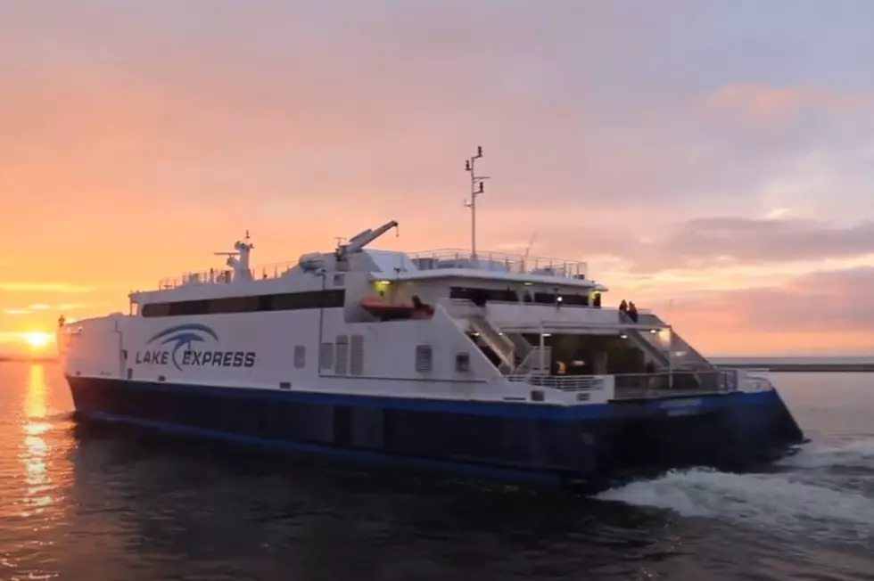 High Speed Ferry Takes You Michigan to Wisconsin in Under 3 Hours
