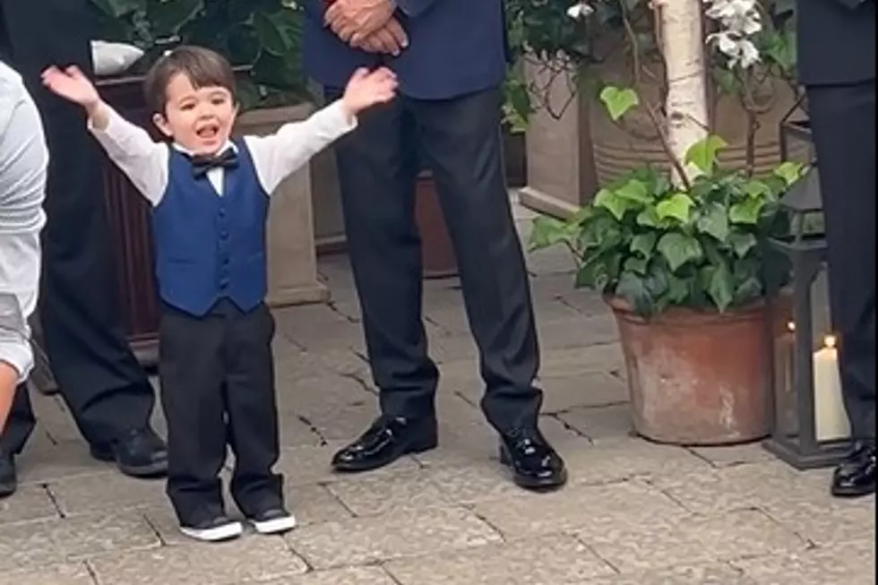 Little Boy&#8217;s Reaction to Seeing His Mom at Her Wedding is Priceless