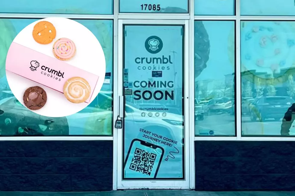 Crumbl Cookies Bringing Its Crave Worthy Cookies to New Fenton Location