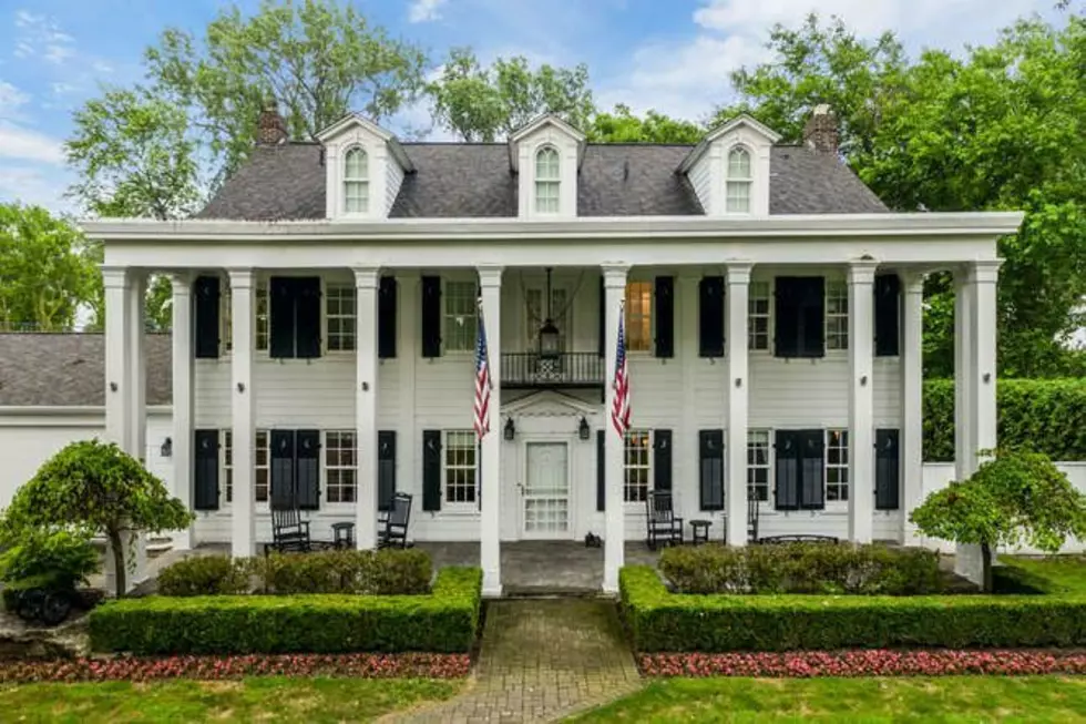 Peek Inside Kid Rock’s Fabulous Detroit Home, Selling for Almost $2.1M