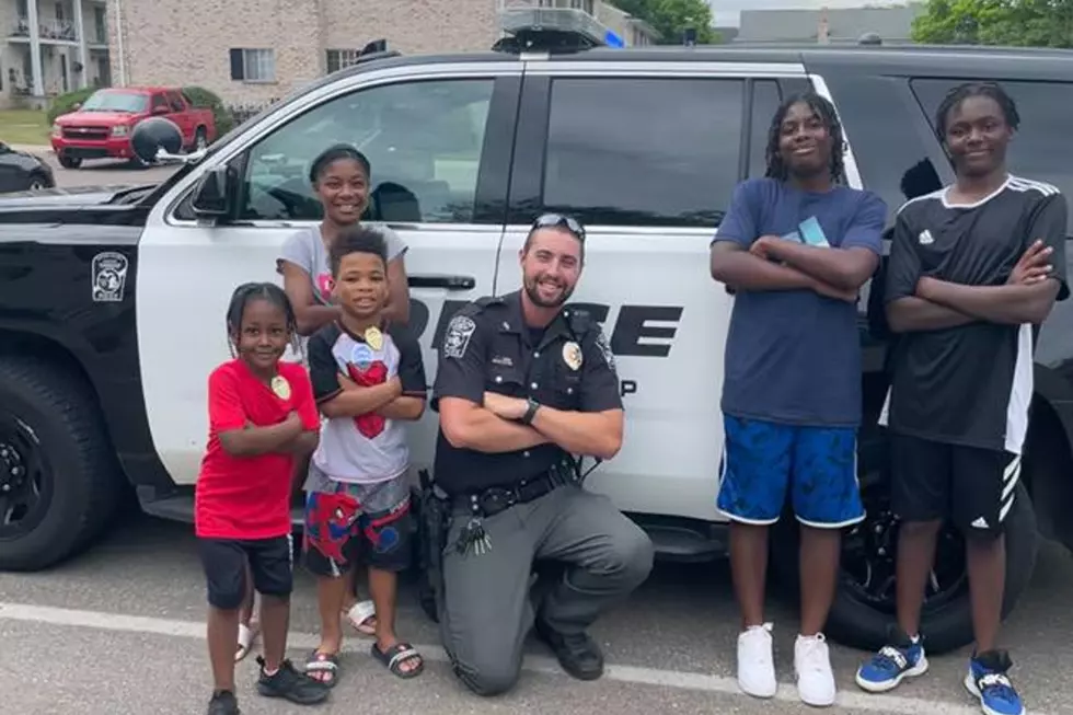 Grand Blanc Police Officer Turns Traffic Stop Into a Positive for Local Kids