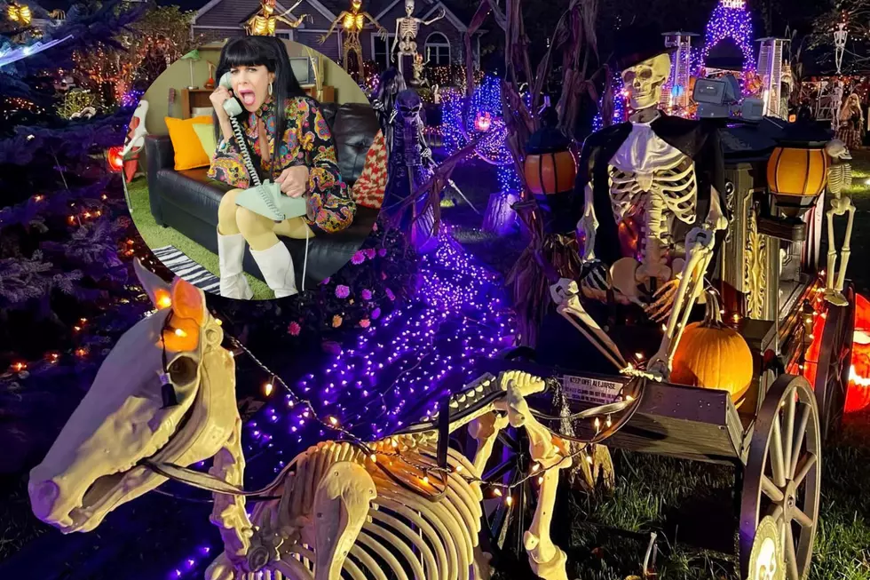 Halloween 'Karen' Shuts Down Popular Michigan Holiday Display 