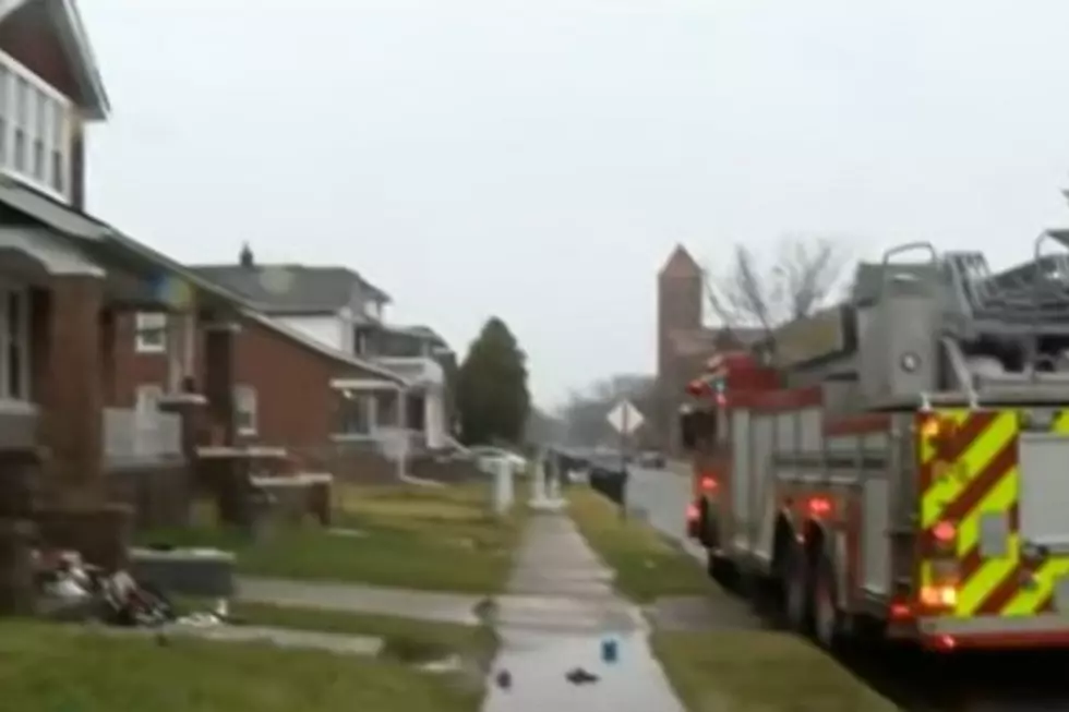 Good Samaritan Rescues Detroit Mom + Three Kids From Burning House