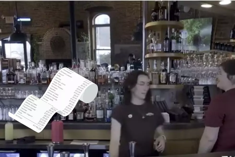 Michigan Restaurant Now Adding 'Labor Fees' to Pay Tipped Workers