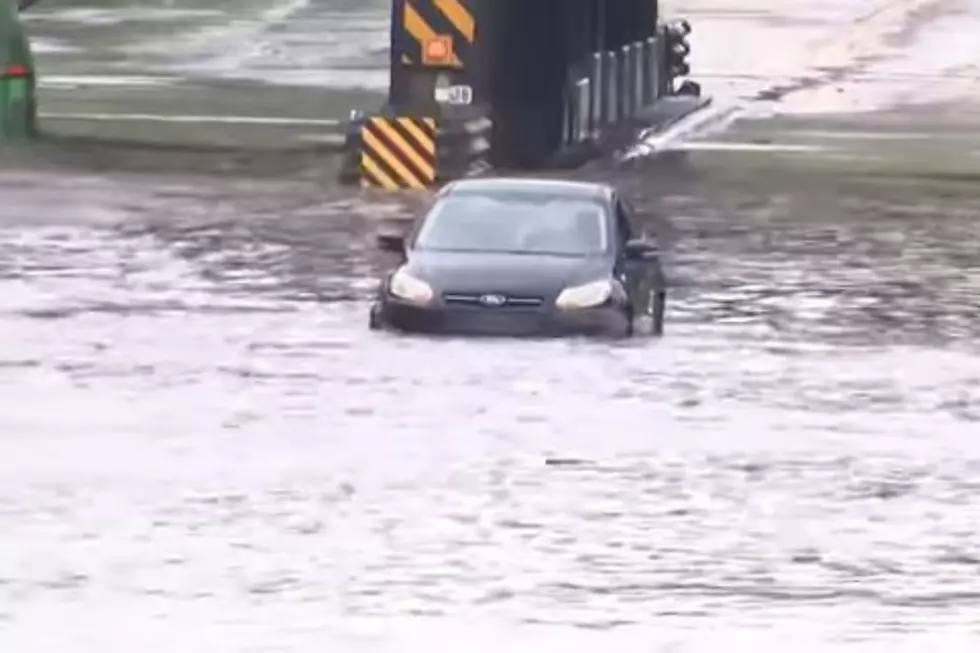 Heavy Rain Floods Roads in Detroit – See the Video