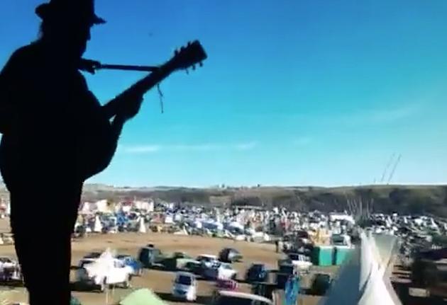Neil Young Writes Open Letter to Obama in Opposition to DAPL