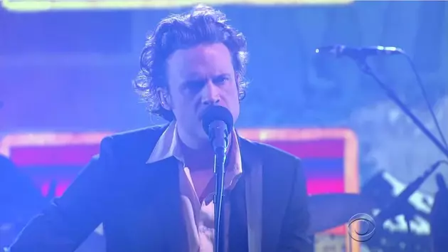 Father John Misty Sings &#8216;Ballad of the Dying Man&#8217; on Colbert