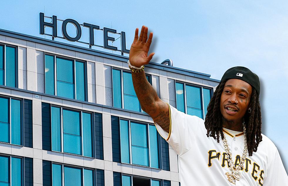 Wiz Khalifa Would Rather Smoke Weed on a Bus Than Stay in a GR Hotel