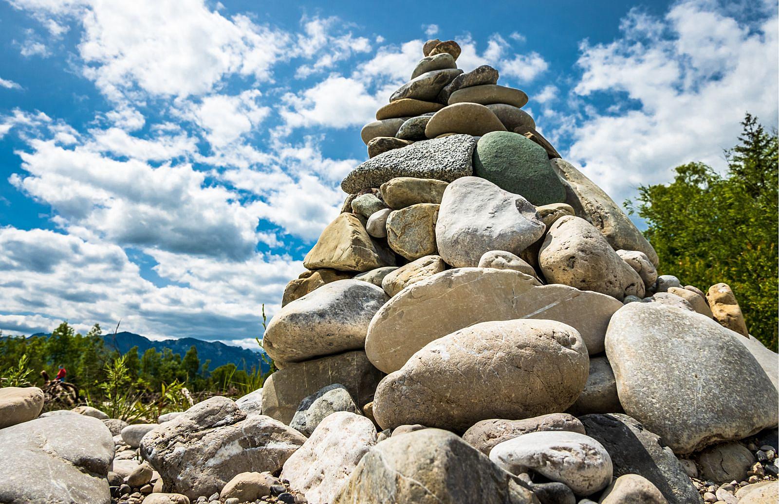 Rock stacking in national parks: Why is it bad?