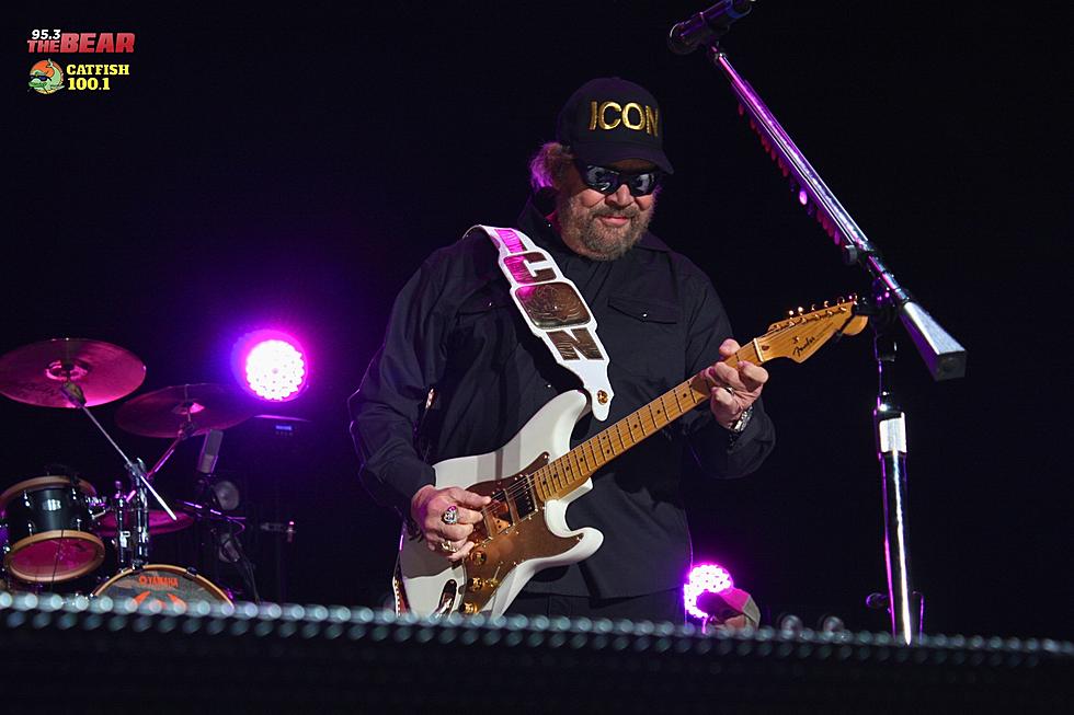 PHOTOS: Hank Williams Jr. Plays to a Sold Out Tuscaloosa Amp