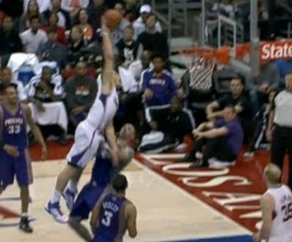 The Crazy Blake Griffin Dunk That Didn’t Count and Others That Did [VIDEOS]