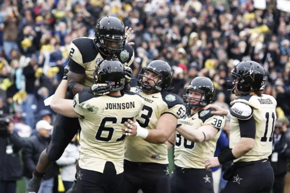 Four Ex-Vanderbilt Football Players Charged With Rape