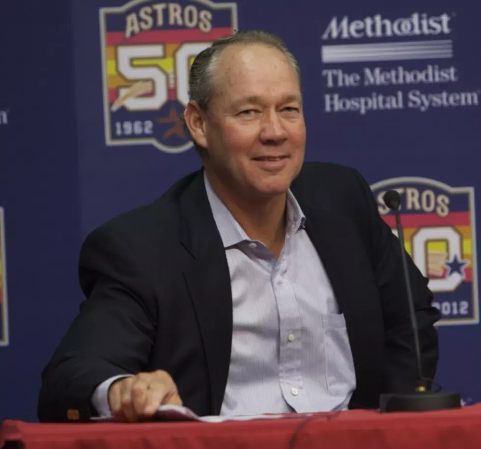Astros&#8217; Owner Sues for $615 Million