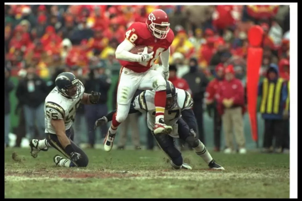 9 Former Chiefs Players Join Brain Injury Lawsuit