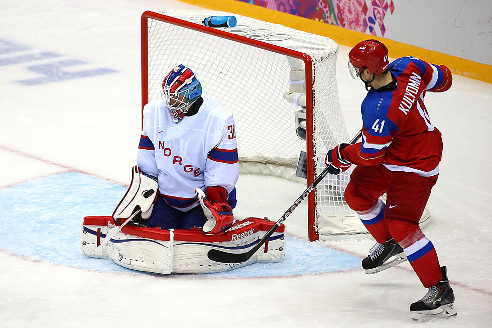 Russia Skates Pass Norway to Avoid Elimination