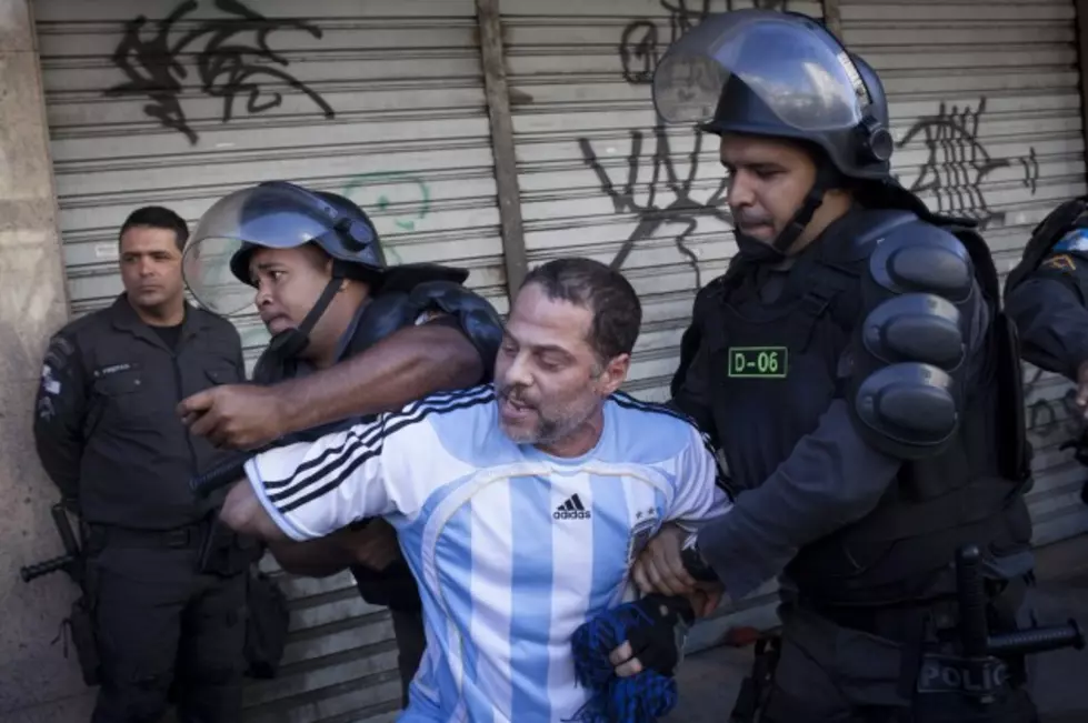 Rio de Janeiro Police Suspend Four Officers for Beating Journalists