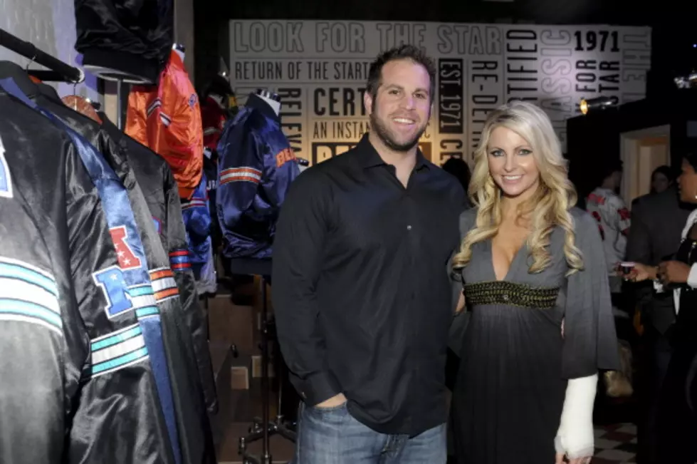 Former UTEP Miner, NFL All Pro, and Magician Jon Dorenbos Featured On HBO Real Sports [VIDEO]