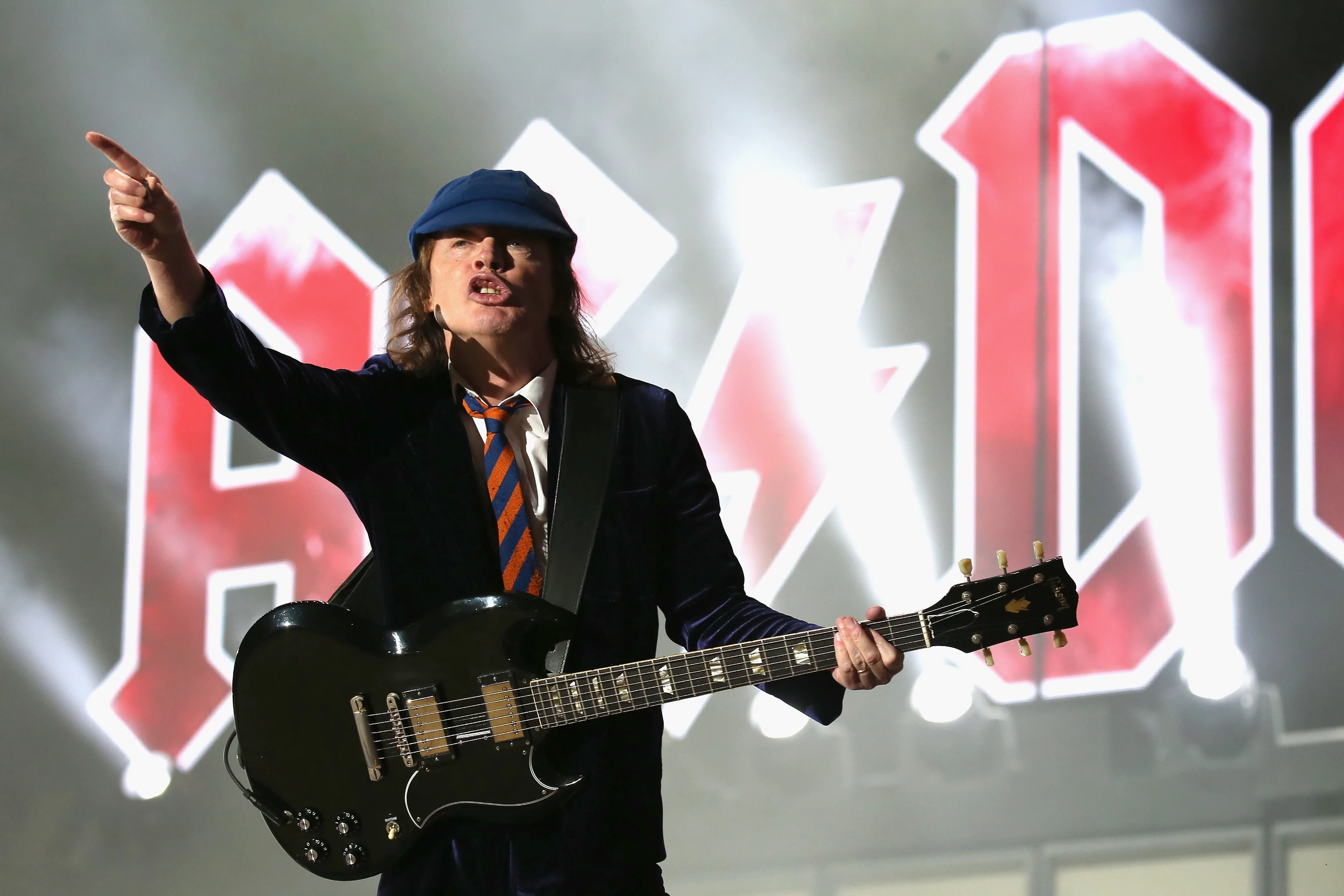 Cubs Manager Joe Maddon Blames AC/DC Concert For Ruining Wrigley Field