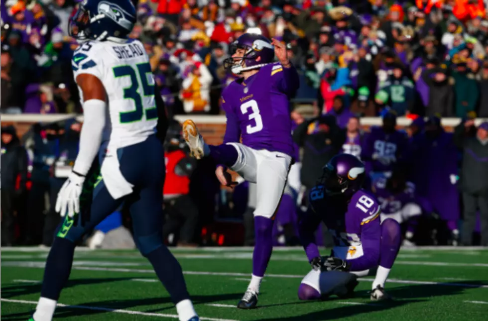 Watch Vikings Fans Lose Their Minds After Missed Blair Walsh Field Goal