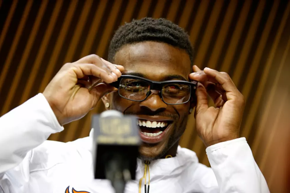 Emmanuel Sanders Makes Epic Suggestion Who The Broncos Should Pick Up at QB