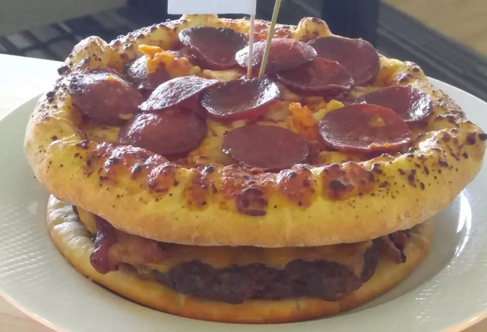 Atlanta Braves Unveil 'Burgerizza' and other Crazy Food Options