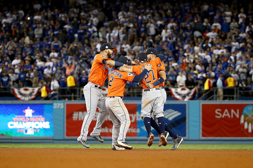 Astros Win the World Series, Carlos Correa Proposes to Girlfriend [VIDEO]