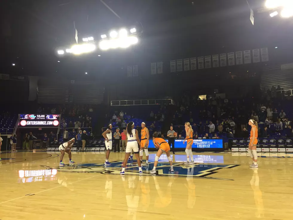 UTEP WBB Falls at MTSU 76-60