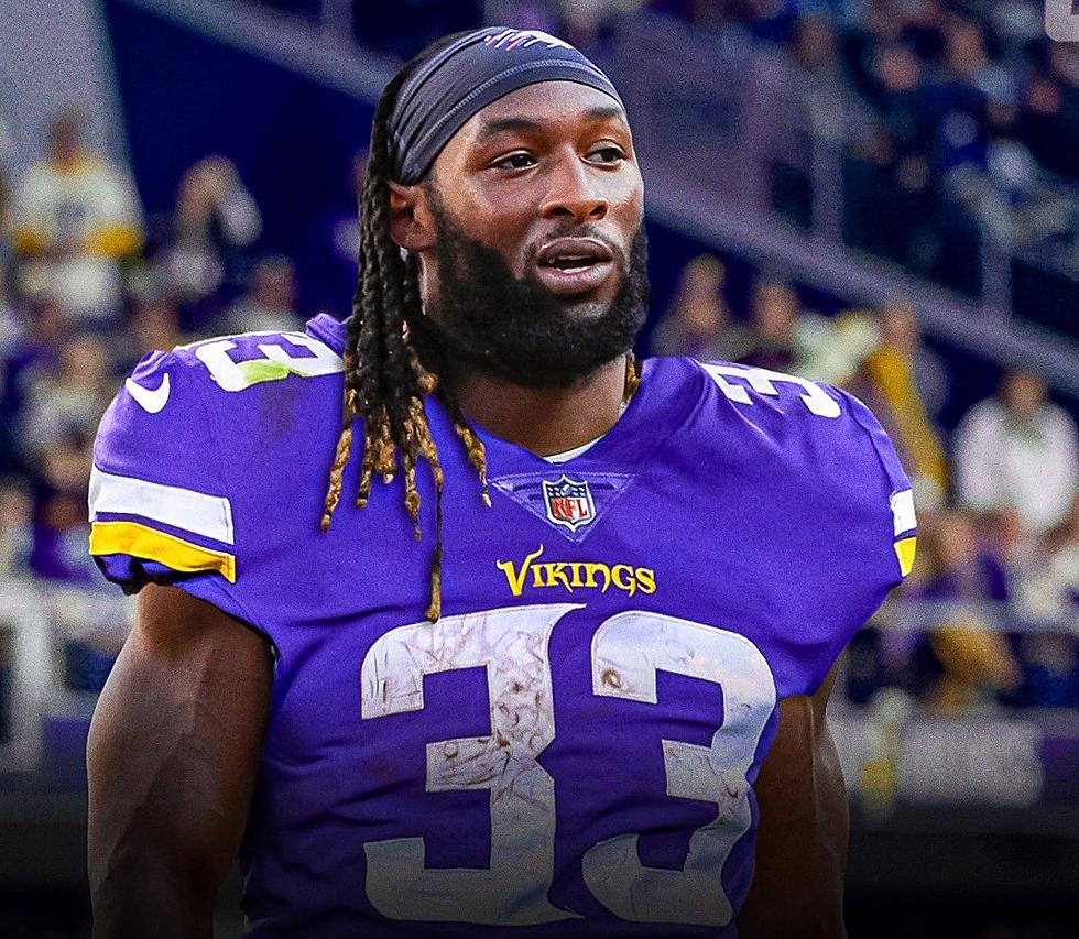 Aaron Jones Inks One-Year Deal with Vikings Following Release from Packers