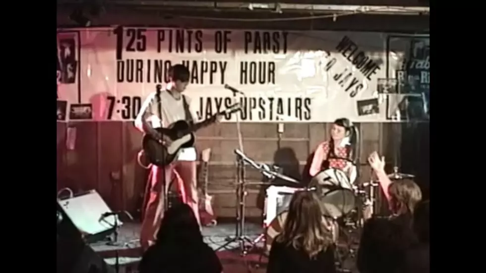 Remember When The White Stripes Played at Jay’s Upstairs?