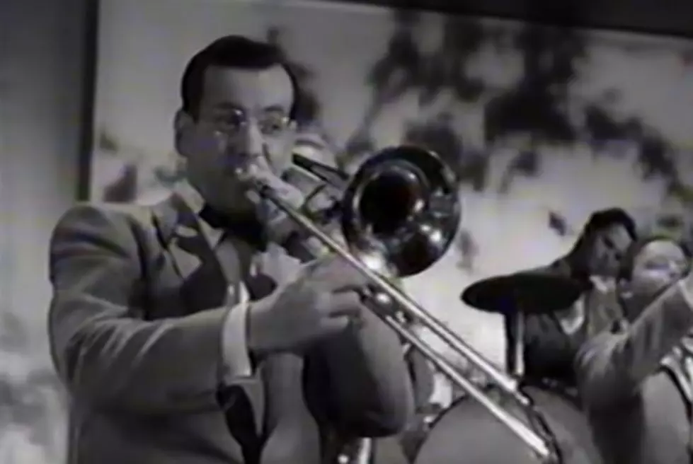 Glenn Miller Orchestra, Famous for &#8216;I&#8217;ve Got a Gal in Kalamazoo,&#8217; to Play Portage Concert