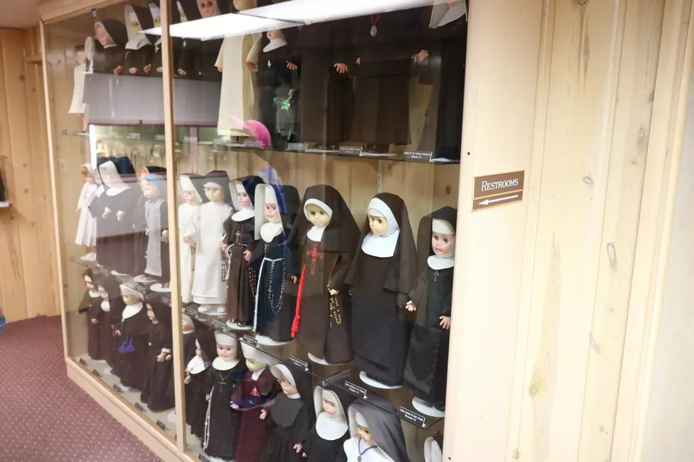 The World’s Largest Collection Of Dolls Dressed Like Nuns Is In Michigan