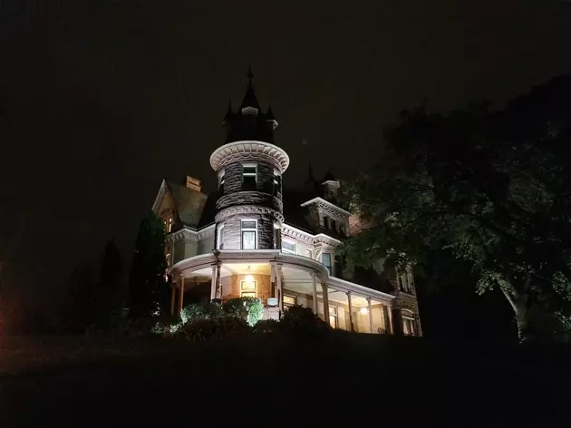 Is Kalamazoo&#8217;s Henderson Castle Really Haunted?