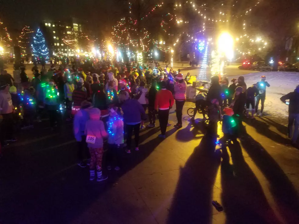 Festive Runners Feed Kalamazoo with ‘Run Through the Lights’ [Photos + Video]