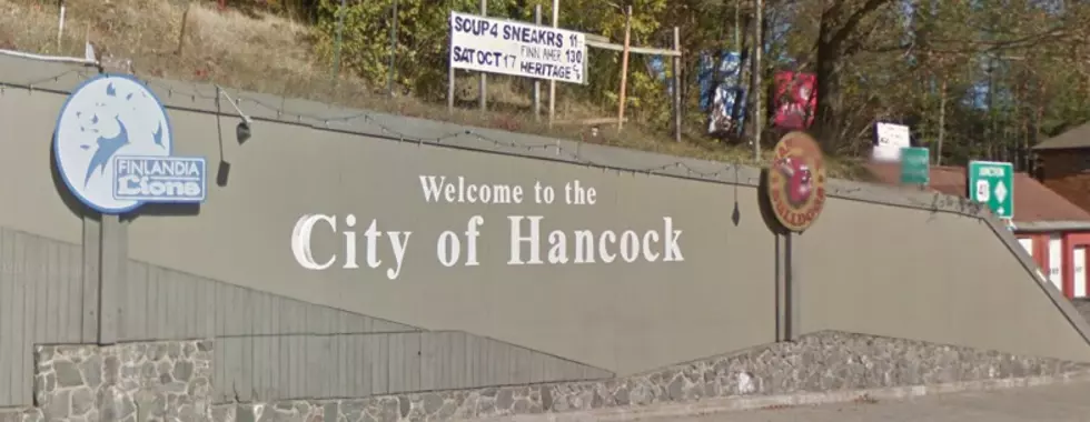 Dumb Criminal Steals The Wrong 3 Letters from this &#8216;Welcome to Hancock, Michigan&#8217; Sign