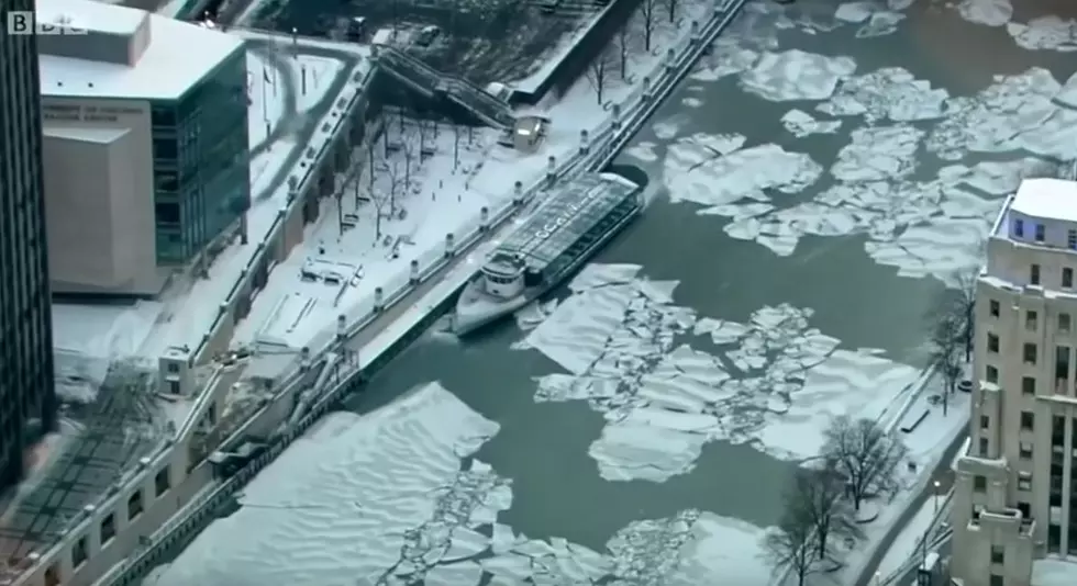 It’s So Cold in the Midwest that the Chicago River Is Freezing