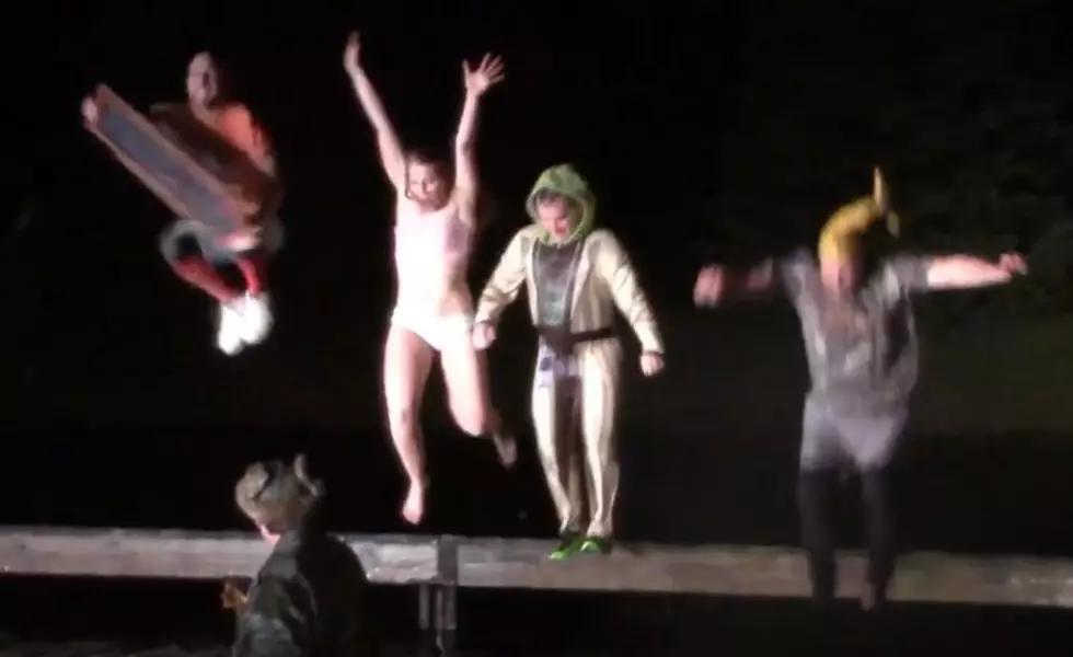 This Michigan Town Does Its New Year’s Eve Polar Plunge at Midnight [Video]