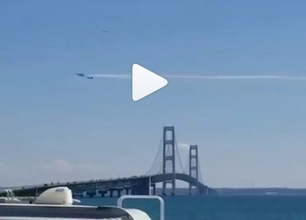 Watch USAF Thunderbirds Fly Over the Mackinac Bridge