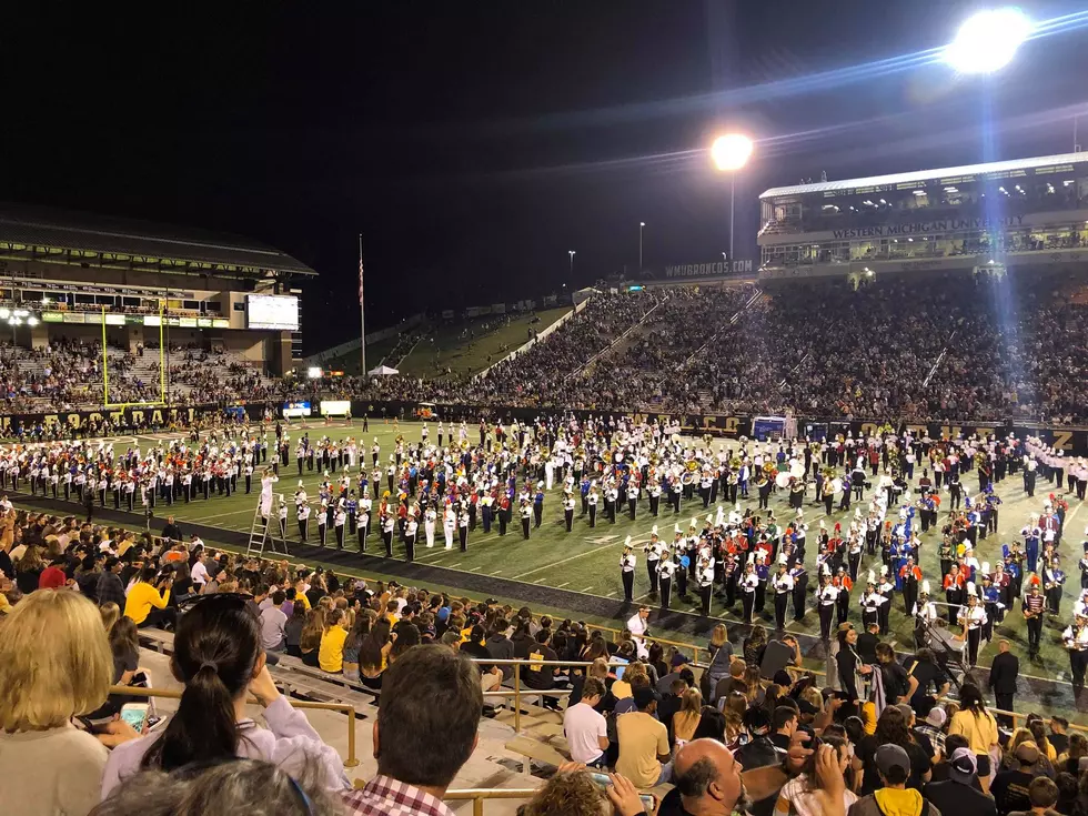 WMU Marching Band Totally Rocks 80s Karaoke Night at Waldo Stadium [Video]