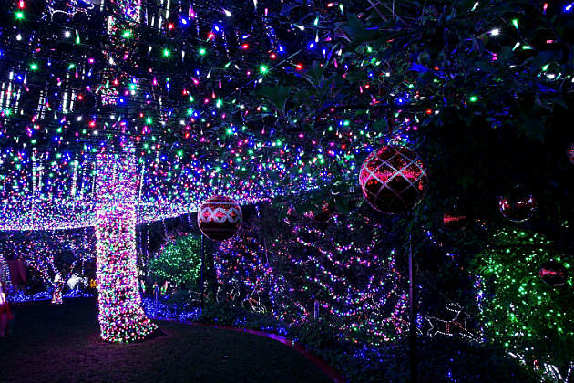 Macy&#8217;s Holiday Decorations Moved To Bentleyville Tour Of Lights In Duluth