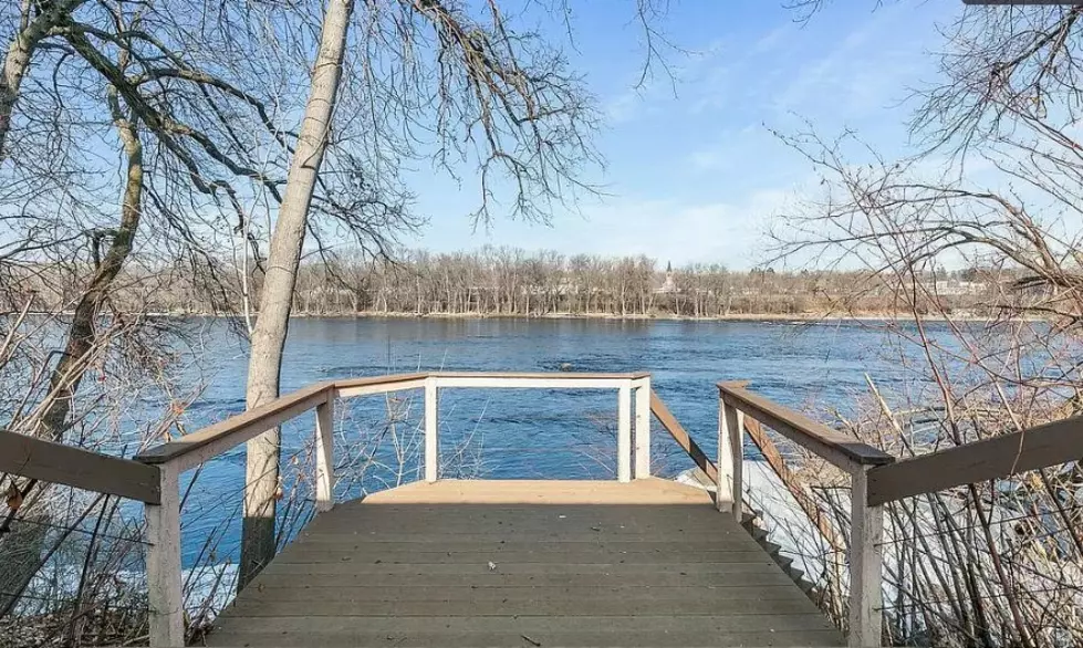Brandi Hansen 320-249-4326, Central MN Realty LLC, Christina Clifton 320-333-6462
