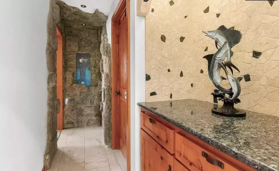 Brandi Hansen 320-249-4326, Central MN Realty LLC, Christina Clifton 320-333-6462