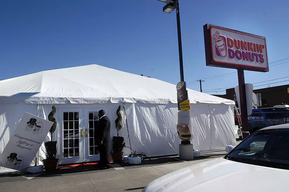 Did You Know That People Have Tied the Knot in Dunkin'? (photos)